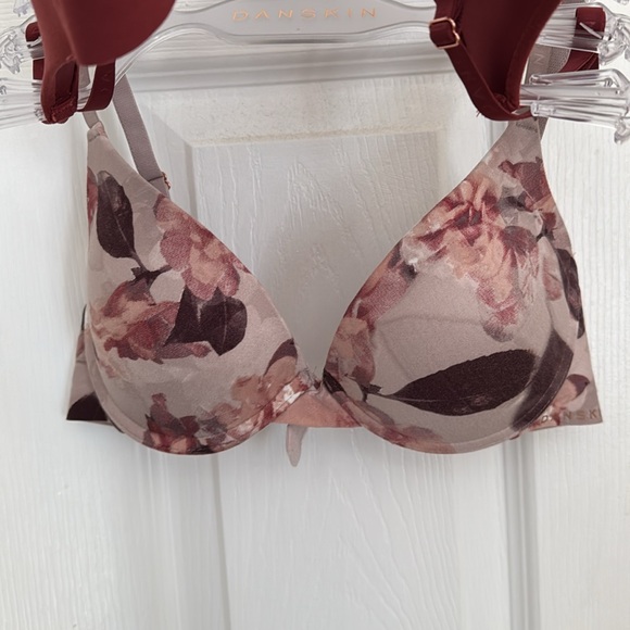 2 Danskin Bras, NWOT - Picture 4 of 4